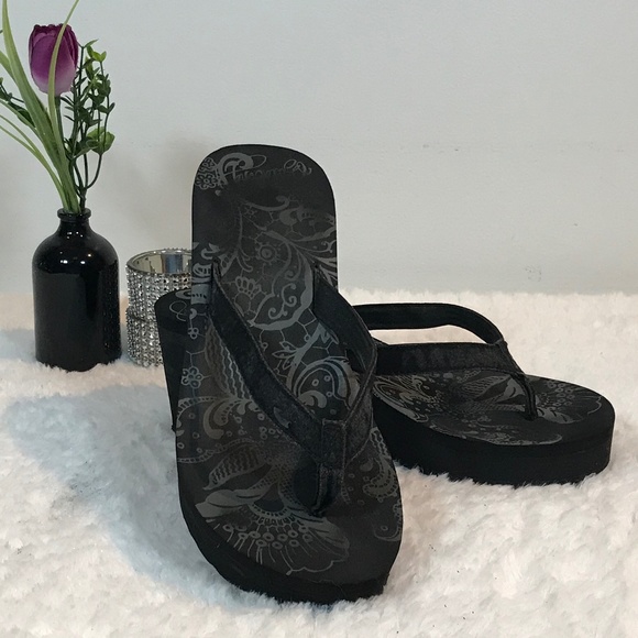 ⭐️Host Pick Twice‼️⭐️ Billabong Women’s Black Wedge Thong Sandals With Platform - Picture 2 of 11